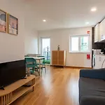 Lejlighed 2-bed With Cozy Private Terrace At Intendente