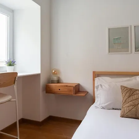 Appartamento 2-bed With Cozy Private Terrace At Intendente *