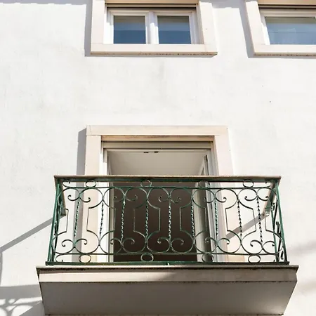 Апартаменти 2-bed With Cozy Private Terrace At Intendente