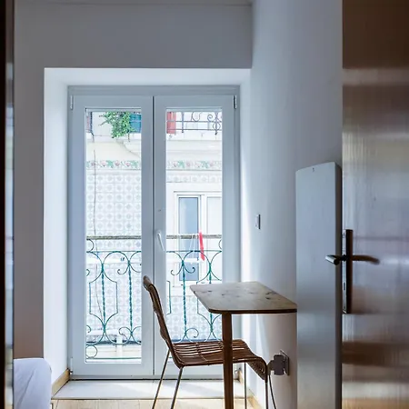 2-bed With Cozy Private Terrace At Intendente Appartamento *