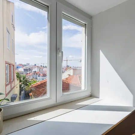 2-bed With Cozy Private Terrace At Intendente Appartamento *