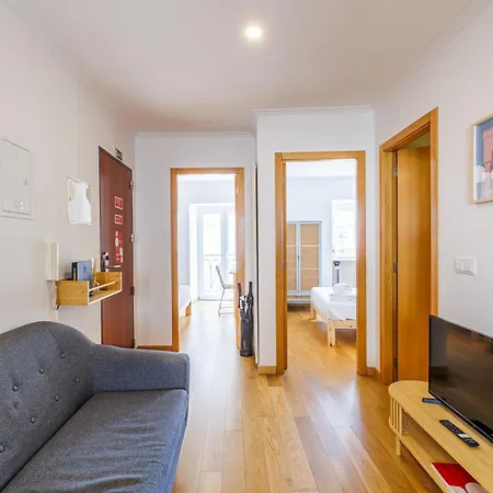 2-bed With Cozy Private Terrace At Intendente Appartamento Lisbona