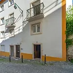 아파트 2-bed With Cozy Private Terrace At Intendente 리스본