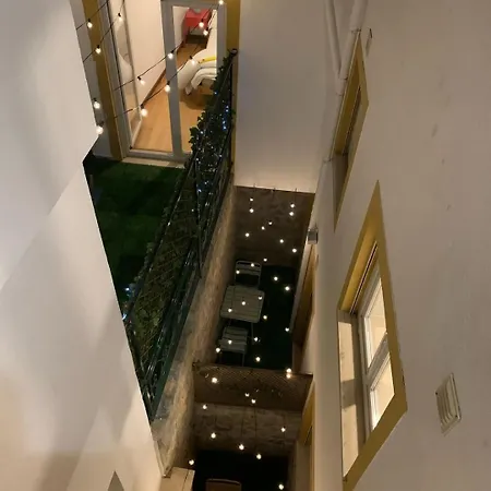Διαμέρισμα 2-bed With Cozy Private Terrace At Intendente Lisboa